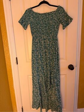 Lulu's Teal Green Floral Off-the-Shoulder Maxi Dress